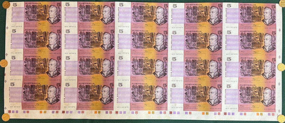 1990 5 Dollar Uncut Half Sheet of 20 Notes Fraser Higgins product image