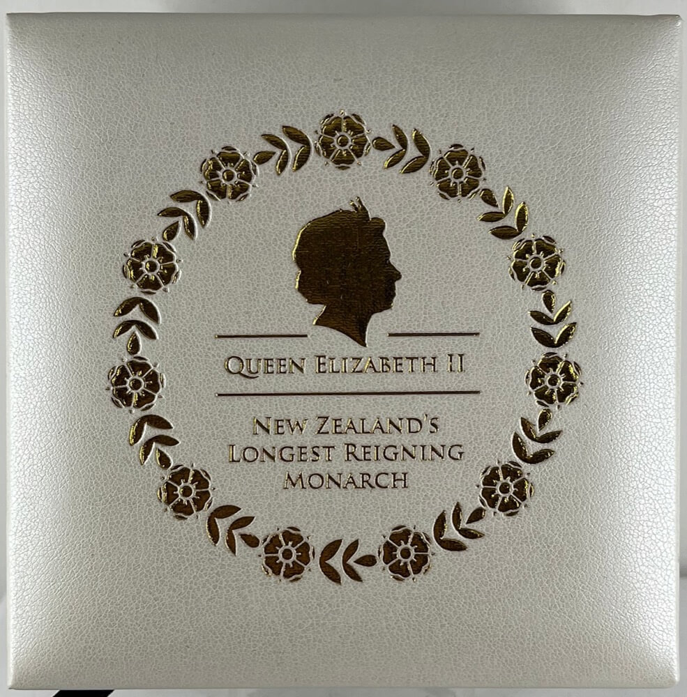 New Zealand 2015 Silver 1 Dollar Proof QEII - Longest Reigning Monarch product image