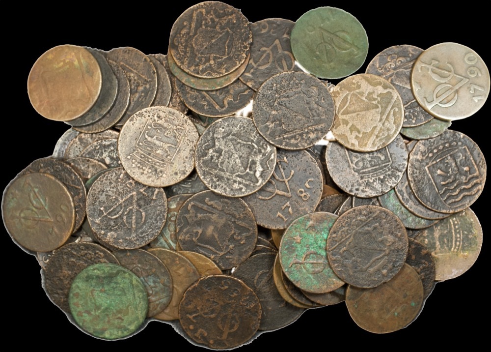 Netherlands East Indies 18th Century Accumulation of 90 Copper Duits Circulated product image
