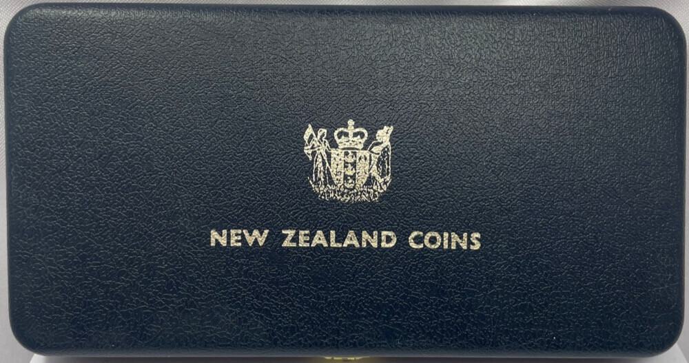 New Zealand 1968 Uncirculated Coin Set in Blue case product image