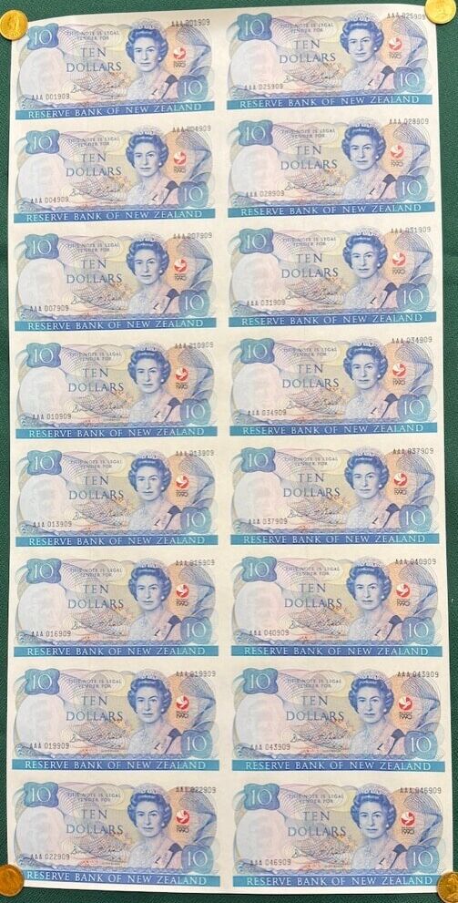 New Zealand 1990 Uncut 1/2 Sheet of 16 10 Dollar Notes Treaty of Waitangi product image