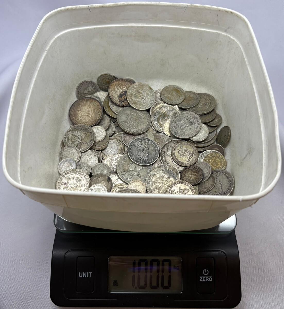 South Africa 1kg Kilo Bag of Mixed 1923 - 1950 (80% Pure) Silver Coins product image